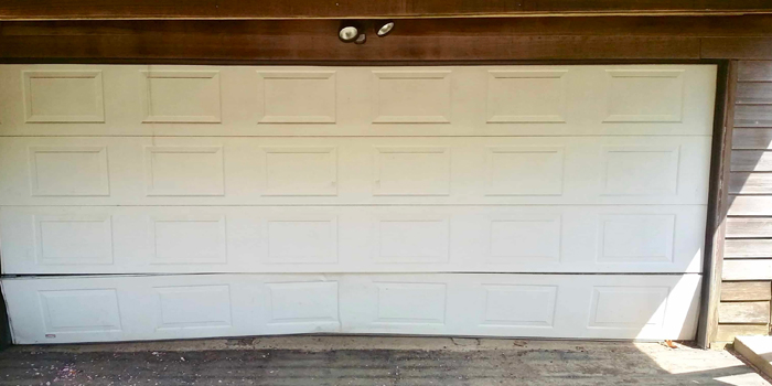 commercial garage door replacement in Niagara Falls